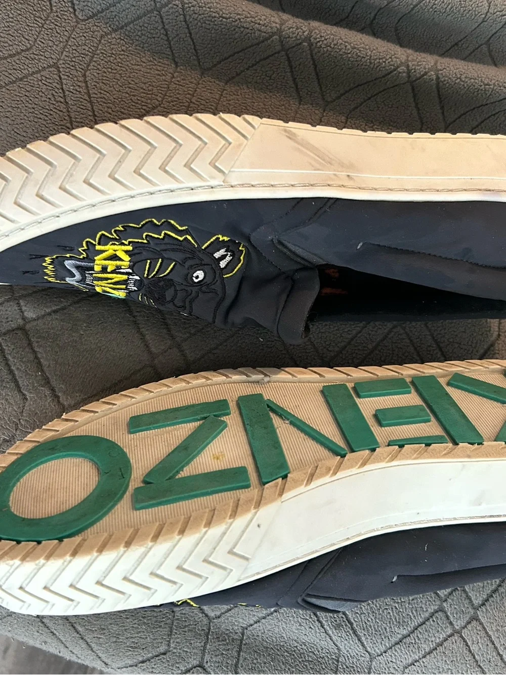 Kenzo Black Slip-On Sneakers  Tiger Embroidery Woman 10 read descripti